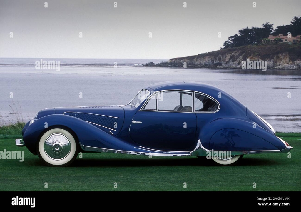 1938-talbot-lago-t23-coupe-by-figoni-falaschi-teardrop-automobiles-at-pebble-beach-concours-delegance-california-usa-2000-2AXMNMK.jpg